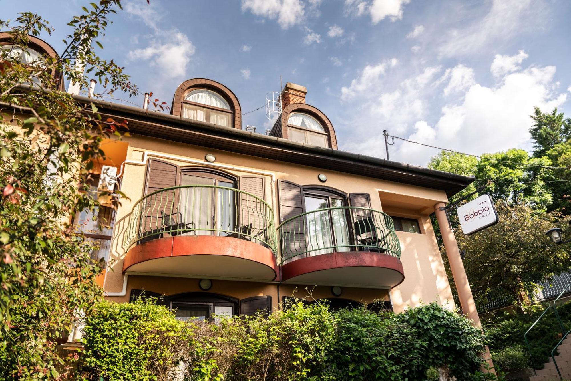 Hotel Bobbio Budapest Ngoại thất bức ảnh