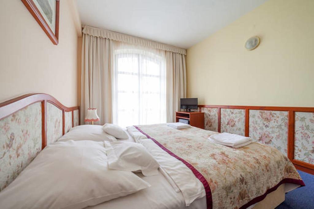 Hotel Bobbio Budapest Ngoại thất bức ảnh