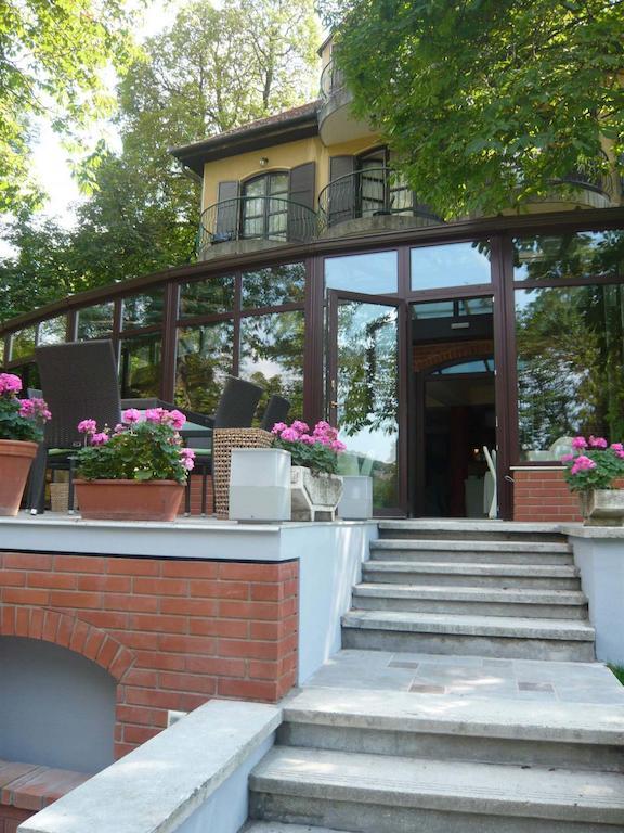 Hotel Bobbio Budapest Ngoại thất bức ảnh