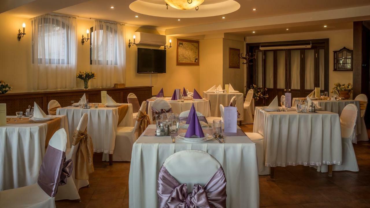 Hotel Bobbio Budapest Ngoại thất bức ảnh